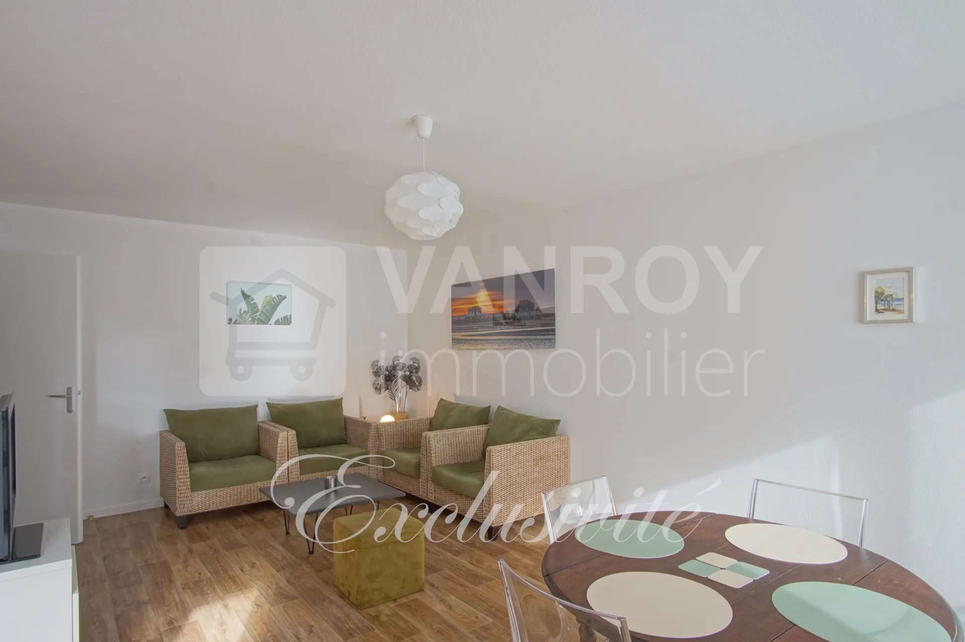Bordeaux – Labottière / Appartement T3 tout confort de 68 m² avec parking & cellier / Séjour lumineux