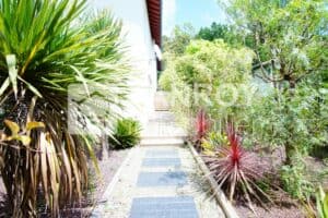 Arcachon - Abatilles / Appartement T3 refait à neuf avec garage, terrasse et jardin / Entrée piétons